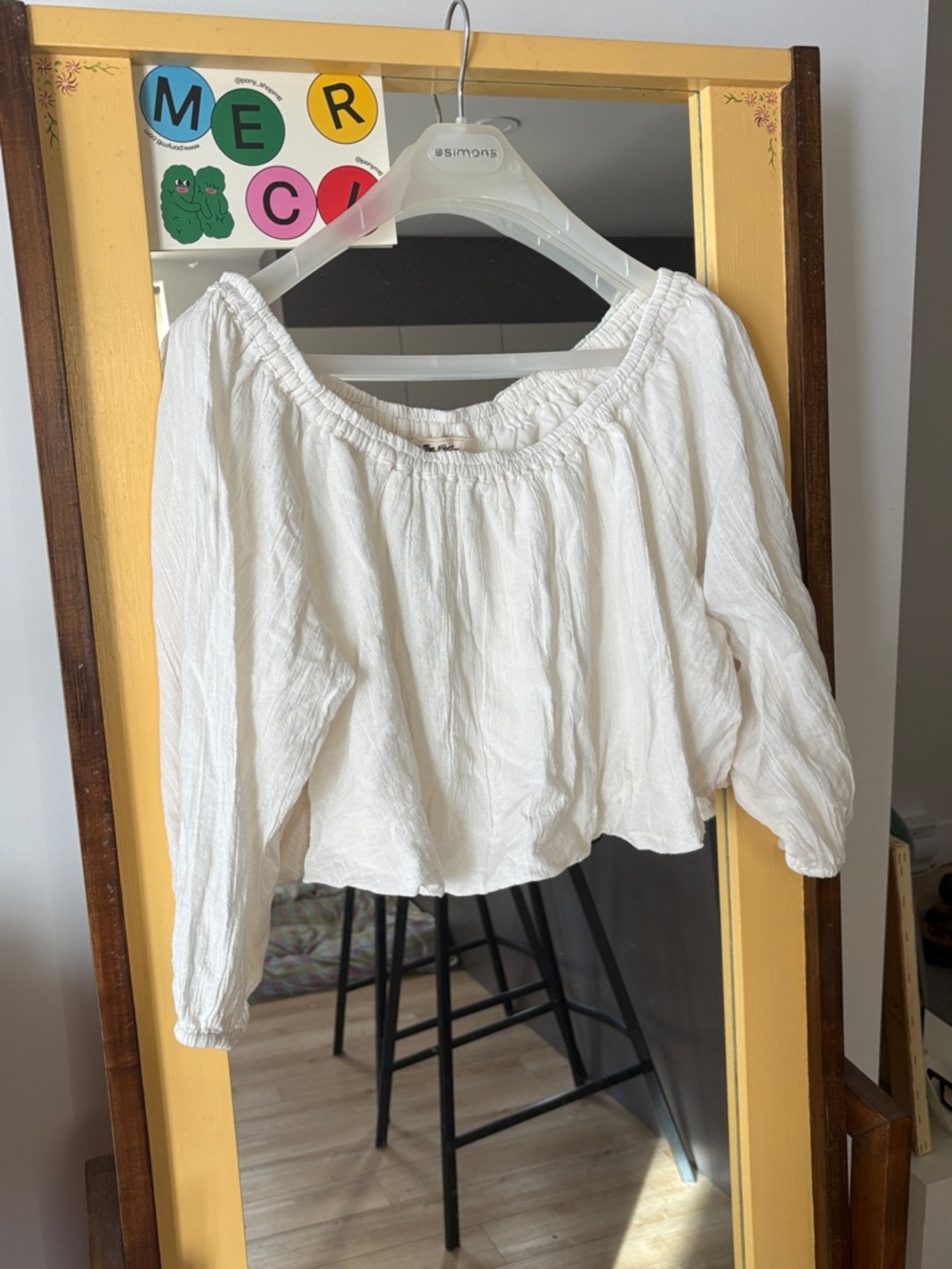 FREE PEOPLE White Off-Shoulder 100% cotton Top 🤍
